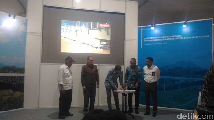 Foto: Kerja Sama Produksi Girder (Puti Aini Yasmin/detikFinance) Foto: Kerja Sama Produksi Girder (Puti Aini Yasmin/detikFinance)