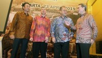 Selain menyetujui pembagian dividen, perusahaan juga merombak jajaran direksi dan komisaris. Rapat menyetujui pengangkatan Yu Mizuike sebagai wakil presiden komisaris, Hirofumi Takeda sebagai komisaris dan mengangkat Shinji Yoneda sebagai wakil presiden direktur.