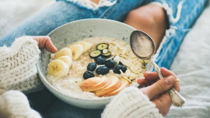 Ada banyak alasan yang membuatmu tak boleh melewatkan sarapan pagi ini. (Foto: iStock) Ada banyak alasan yang membuatmu tak boleh melewatkan sarapan pagi ini. (Foto: iStock)