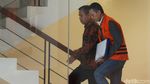 Gaya Para Tersangka Suap Krakatau Steel Saat Diperiksa KPK