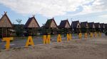Foto: Taman Panda yang Isinya Rumah Adat Bima