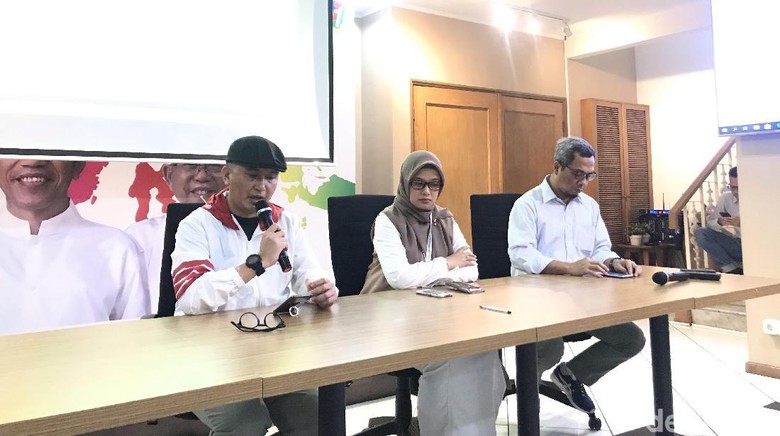 TKN Pamer Real Count Jokowi-Maruf Menang Telak di DIY dan Bali TKN Pamer Real Count Jokowi-Maruf Menang Telak di DIY dan Bali