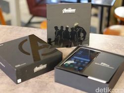 Unboxing Oppo F11 Pro Edisi Khusus Avengers