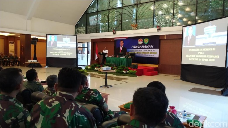Anggaran TNI Dipersoalkan, Menhan: Jangan Egois! Anggaran TNI Dipersoalkan, Menhan: Jangan Egois!
