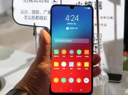 Penampakan Lenovo Z6 Pro, Ponsel Gahar Punya 5 Kamera