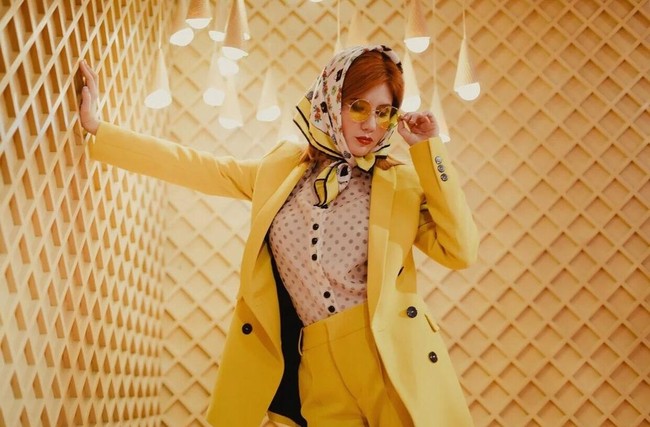 Kehidupan Anna dan Sergey pun sangat berbeda. Sekarang Anna justru menjadi selebriti setelah kembali ke Rusia. Wanita dengan nama asli Vasil’yevna Kushchyenko tersebut menjadi model, presenter, hingga editor. Foto: Instagram @anya.chapman