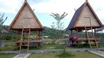 Foto: Taman Panda yang Isinya Rumah Adat Bima