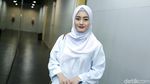 Dinda Hauw, Pilih Berhijab Usai Mimpi Meninggal