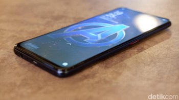 Sementara baterainya berkapasitas 4.000 mAh dan dilengkapi dengan VOOC 3.0 yang dapat mengisi penuh perangkat hanya dalam waktu 80 menit. Foto: Adi Fida Rahman/detikINET