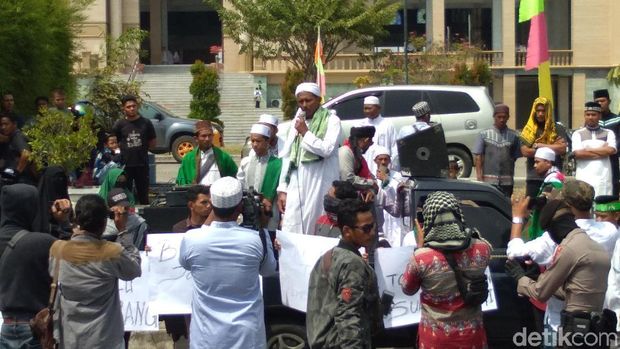 Minta KPU Adil, Massa di Lhokseumawe Aceh Gelar Aksi Damai