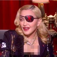 Kupikir, aku bisa menjadi ibu yang menyenangkan dan berjiwa petualang di sana, tapi aku malah terjebak dengan rutinitas dan tidak bisa bersosialisasi. Itu membuatku agak depresi, jelas mantan istri aktor Sean Penn itu. Madame X sendiri akan dirilis pada 14 Juni. Foto: YouTube/MTV