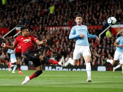 Jesse Lingard gagal memanfaatkan peluang. Tembakannya di babak pertama melambung. (Foto: Carl Recine/Action Images via Reuters)
