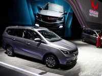 Mobil-Mobil Baru di IIMS 2019