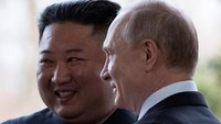 Pertemuan antara Putin dan Kim Jong-Un ini digelar secara empat mata. Pada bagian awal pertemuan, keduanya sempat saling mengungkapkan harapan masing-masing di hadapan wartawan. Alexander Zemlianichenko/Pool via Reuters.