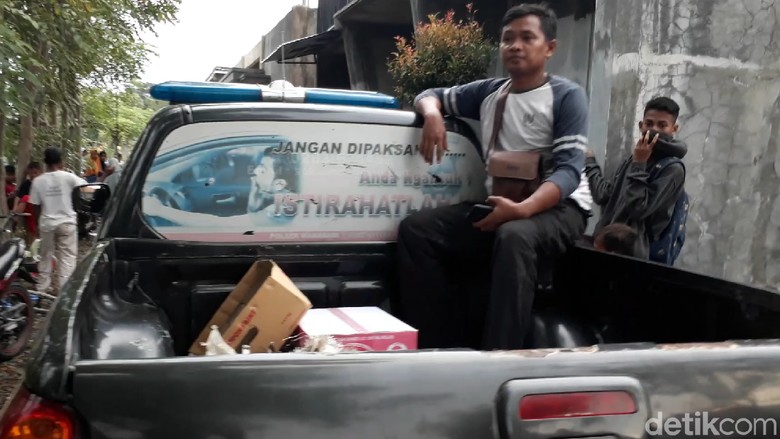 Mayat Bayi Perempuan Dibuang di Saluran Irigasi di Brebes Mayat Bayi Perempuan Dibuang di Saluran Irigasi di Brebes