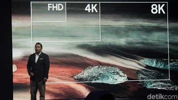 TV 8K sendiri memiliki resolusi 7680 x 4320 pixel. Dengan kata lain, empat kali dari resolusi UHD atau enam belas kali Full HD (1080p). (Foto: Rifkianto Nugroho/detikINET)