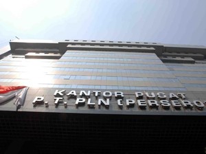 PLN Mau Terbitkan Surat Utang Global Rp 21 Triliun di Singapura