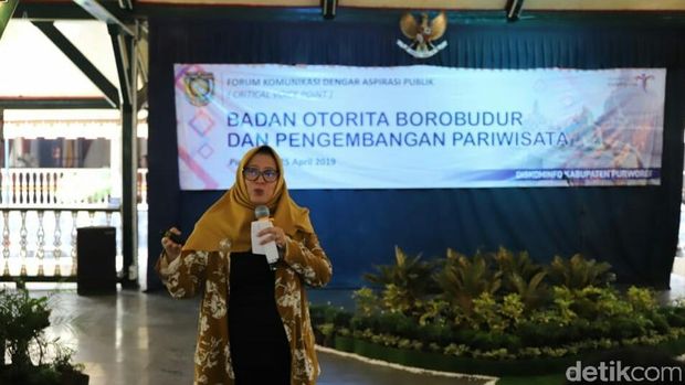 Dirut BOB, Indah Juanita beri paparan materi kepada peserta CVP (Rinto Heksantoro/detikcom)