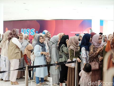 Ganasnya Pemburu Baju Lebaran Ini, Transfer Uang Sebelum Tahu Harga
