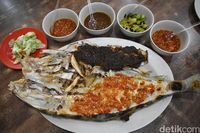 Gurih Sedap Aneka Seafood khas Makassar Ada di 5 Resto ...