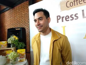 Berkicau Soal Demo Ricuh, Darius Sinathrya Jadi Sorotan