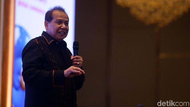 Founder & Chairman CT Corp, Chairul Tanjung, bicara mengenai kondisi ekonomi usai Pilpres 2019. Menurutnya, usai pemilu data ekonomi biasanya menunjukkan perbaikan.