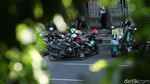 Ojol Sampai PKL Duduki Jalan Gajah Mada