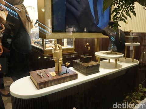 Makin Eksis, Brand Perhiasan Happy Salma Buka di Mal Kelas Atas Jakarta