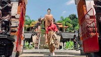 Baru-baru ini dia liburan ke Bali. (lizasoberano/Instagram)