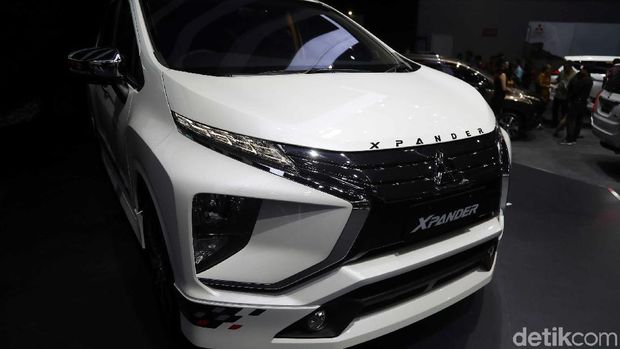 Mitsubishi Luncurkan Xpander Limited