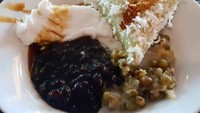 Dinamai bubur kampiun atau bubur juara karena rasa lezatnya. Bahkan ditambah lupis dengan gula merahpun bubur ini tetap enak. Foto : Instagram @dwielisyati