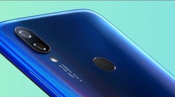 Xiaomi menyematkan kamera ganda di bagian belakang. Ukurannya 12 MP dan 2 MP.  Foto: Xiaomi