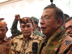 Susi Minta Setop Pakai Botol Plastik, Darmin: Saya Sudah Lama