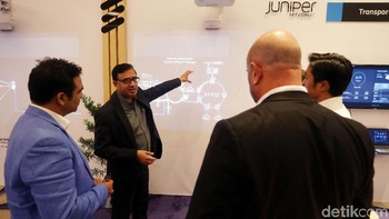Jaringan 5G komersial sudah mulai merambah negara-negara seperti Amerika Serikat dan Korea Selatan. Di Indonesia sendiri 5G masih dalam tahap uji coba, dengan beberapa operator menguji coba penggunaan 5G untuk internet of things (IoT).