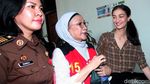 Atiqah Semringah Banget Di Persidangan Ratna Sarumpaet