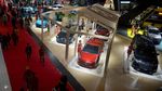 Menperin Kunjungi Booth Toyota