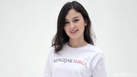 Setelah menikah, Kimberly Ryder kembali ambil bagian di industri hiburan. Mengejar Surga menjadi film terbaru yang ia bintangi. Foto: Ismail/detikFoto