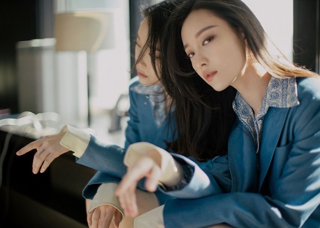 Sebelumnya para pelaku industri fashion ini menganalisa lebih dari 12 ribu foto dan video selebriti yang dipublikasikan pada 2018. Dan setelah dianalisa, Ni Ni dinyatakan sebagai wanita dengan wajah paling sempurna di dunia fashion. Foto: Instagram @captainmiao