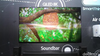 Sebelumnya, TV 8K ini juga sudah dipamerkan di CES 2019. (Foto: Rifkianto Nugroho/detikINET)