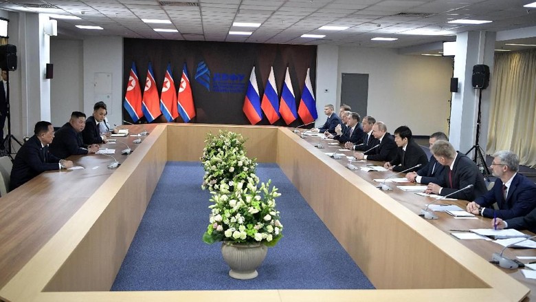 Pertemuan Putin dan Kim Jong-Un Berlangsung 3,5 Jam, Ini yang Dibahas Pertemuan Putin dan Kim Jong-Un Berlangsung 3,5 Jam, Ini yang Dibahas