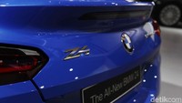 Z4 yang dipasarkan di Indonesia sudah menggunakan bahasa desain terbaru dari BMW.