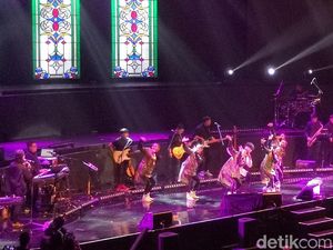 Yura Yunita Ajak Sang Kakak Naik Panggung di Konser Merakit
