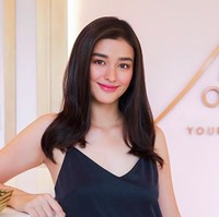 Urutan 9 ada Liza Soberano, model dan aktris asal Filipina. Wanita yang sering masuk dalam berbagai daftar wanita tercantik dunia ini mendapat perolehan suara sebanyak 295.151. Foto: (lizasoberano/Instagram)