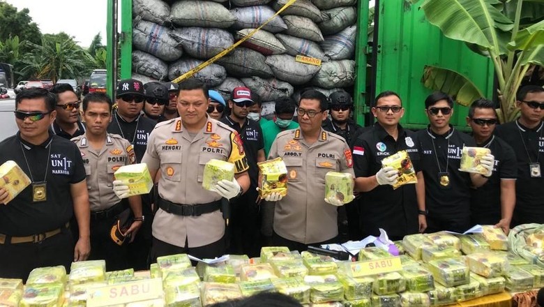 Dikirim dari Myanmar, 120 Kg Sabu dalam Truk Bernilai Rp 200 M Dikirim dari Myanmar, 120 Kg Sabu dalam Truk Bernilai Rp 200 M
