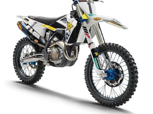 Husqvarna Luncurkan 2 Motor Baru Berharga Miring