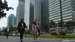 Dijaga Petugas, PKL di Trotoar Sudirman-Thamrin Libur