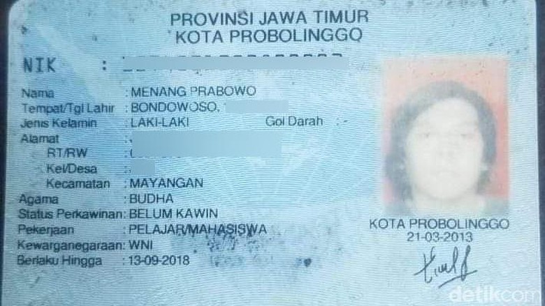 Pria di Probolinggo Ini Mempunyai Nama Menang Prabowo Pria di Probolinggo Ini Mempunyai Nama Menang Prabowo