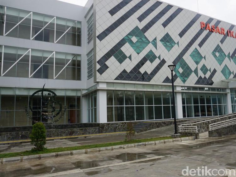 Seru Banget! Belanja Sambil Wisata Kuliner di Pasar Ikan Muara Baru