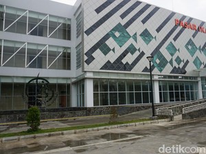 Serunya Berburu Kerang hingga Udang Jumbo Harga Miring di Pasar Ikan Muara Baru