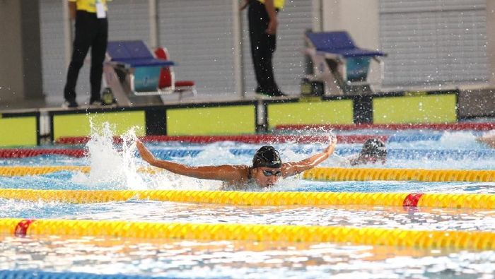 Adinda Larasati Dewi pertajam rekornas. (Foto: dok. Humas PRSI) Adinda Larasati Dewi pertajam rekornas. (Foto: dok. Humas PRSI)